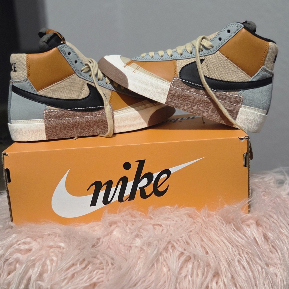 Nike Multicolor High-Top Blazers - Picture 2 of 6